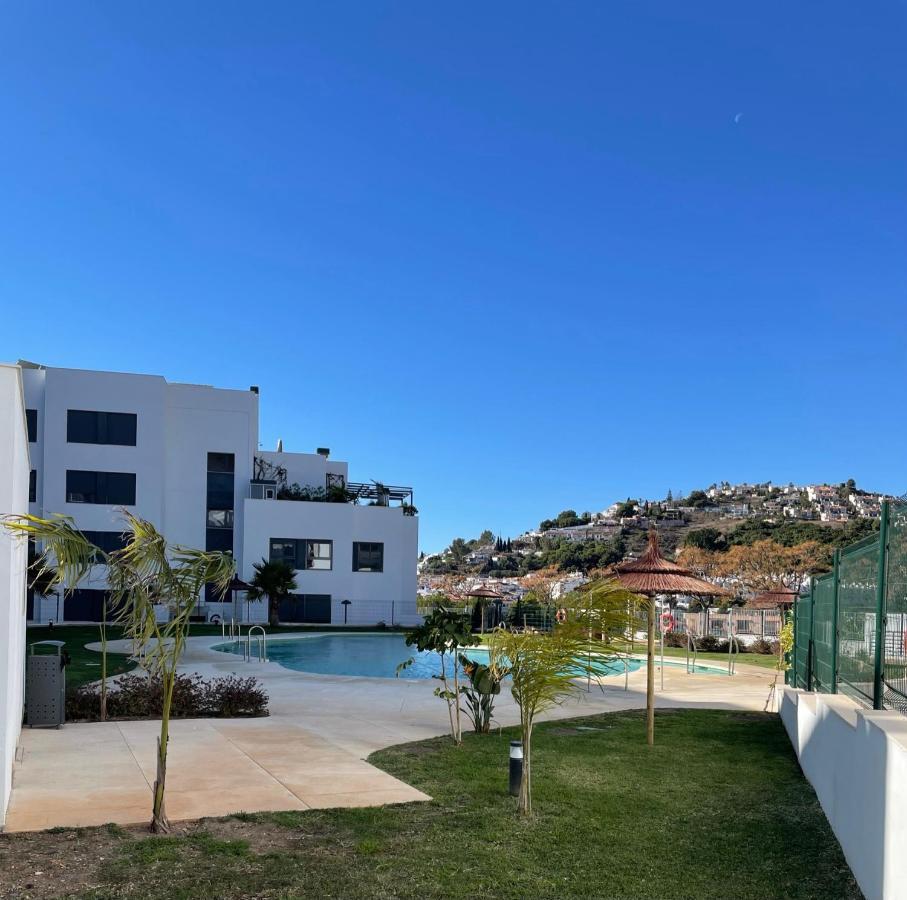 Sunny Penthouse Beach Apartment With Panoramic Views Almuñécar Buitenkant foto