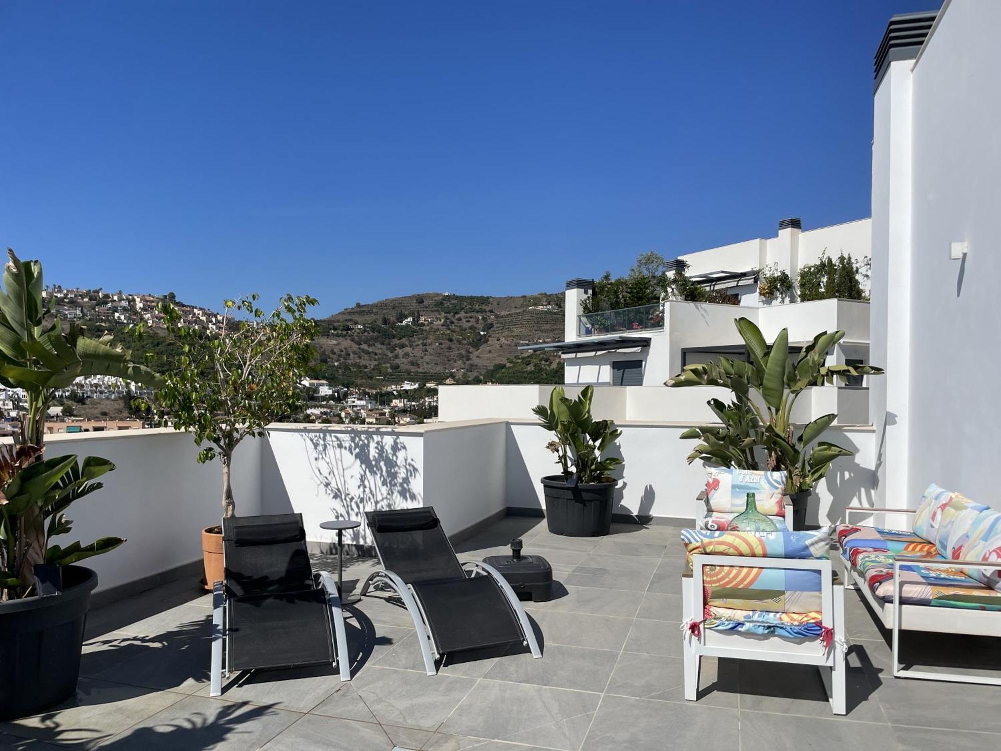 Sunny Penthouse Beach Apartment With Panoramic Views Almuñécar Buitenkant foto