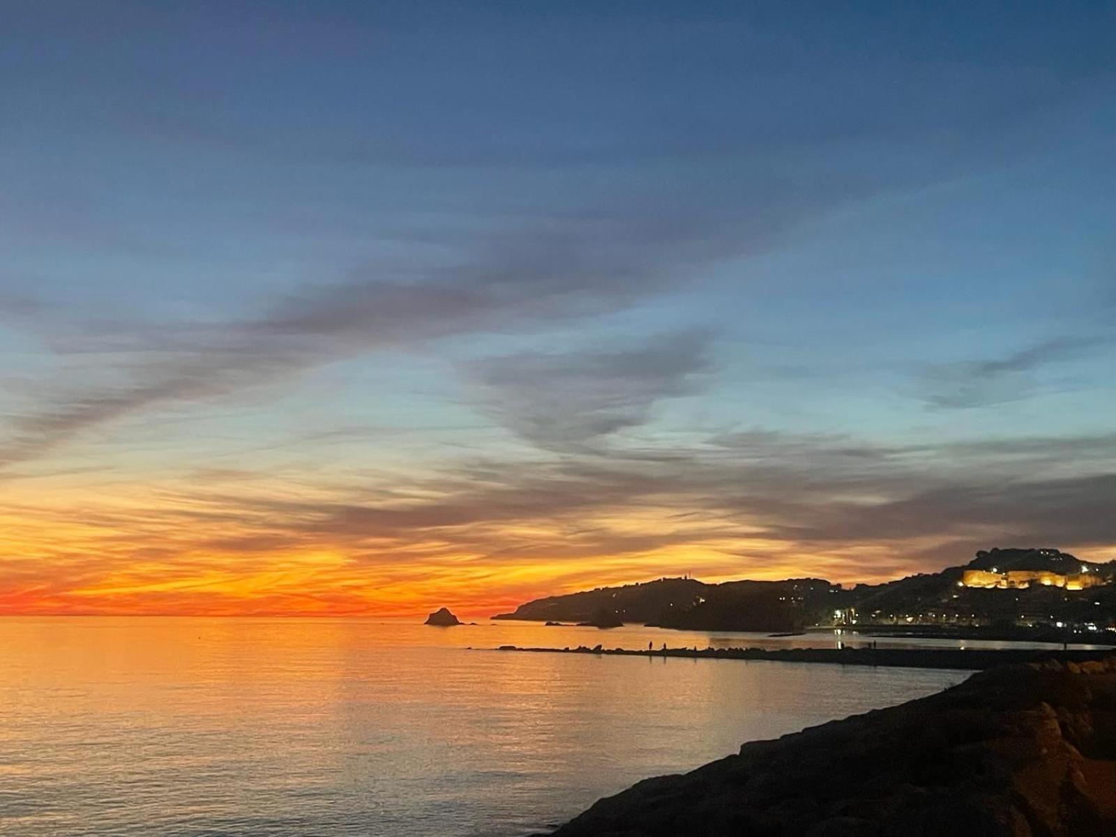 Sunny Penthouse Beach Apartment With Panoramic Views Almuñécar Buitenkant foto