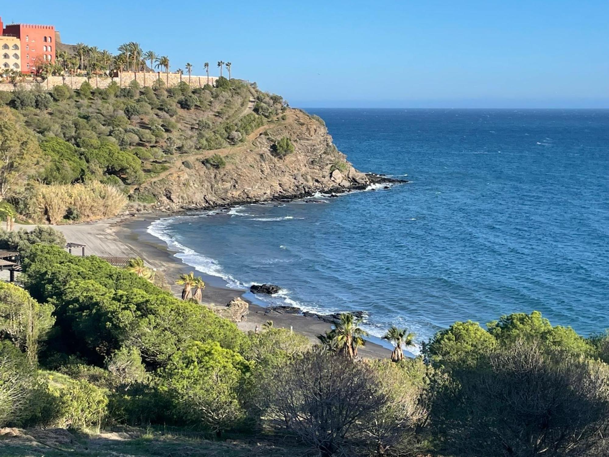 Sunny Penthouse Beach Apartment With Panoramic Views Almuñécar Buitenkant foto